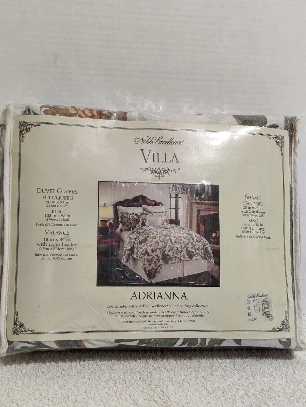 Noble Excellence Villa Adrianna Floral Duvet Cover.